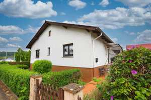 Freistehendes Einfamilienhaus – Ihr neues Zuhause in Büdingen-Düdelsheim – Auf der Biehm 1, 63654 Wetteraukreis – Vorschaubild 1