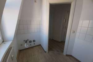 2-Raum Wohnung im Mansardgeschoss – Reisewitzer Str. 72, 1159 Löbtau-Süd, Dresden – Vorschaubild 8