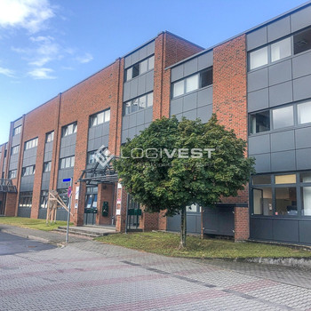 Lagerhalle nahe der A10