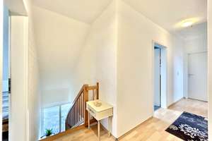 **Modernisiertes EFH mit Erdwärme und PV-Anlage in familienfreundlicher Umgebung von Nauroth** – Die vollständige Adresse der Immobilie erhältst du vom Anbieter., 57583 Nauroth – Vorschaubild 22