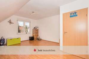 Gelegenheit: ansprechendes Einfamilienhaus in Berlin-Biesdorf – Die vollständige Adresse der Immobilie erhältst du vom Anbieter., 12683 Biesdorf, Berlin – Vorschaubild 9