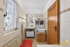 Charmante Erdgeschosswohnung mit Garten und Garage im Herzen von Regensburg – Die vollständige Adresse der Immobilie erhältst du vom Anbieter., 93057 Konradsiedlung-Wutzlhofen, Regensburg – Vorschaubild 3