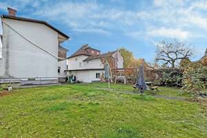 Stilvolles Stadthaus in zentraler Lage von Heuchelheim – Die vollständige Adresse der Immobilie erhältst du vom Anbieter., 35452 Heuchelheim – Vorschaubild 7