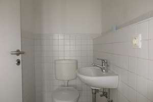 WBS-pflichtiges Familien-Apartment mit Balkon, Wannenbad und Gäste WC - NUR mit WBS! – Janusz-Korczak-Straße 18, 12627 Hellersdorf, Berlin – Vorschaubild 8