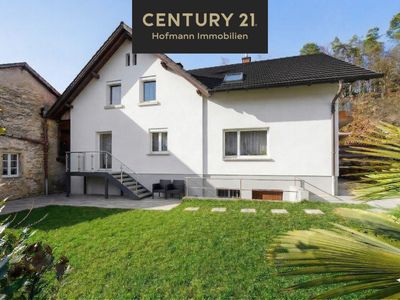 Einladendes Einfamilienhaus in Wehr –  2xEBK, 2 Bäder, Balkon und familienfreundlicher Garten