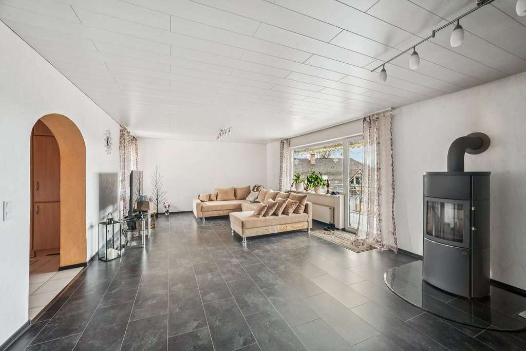 Immobilie in Neuwied - Gemütliches Zweifamilienhaus in sehr ruhiger Lage in Oberbieber - Bild 2