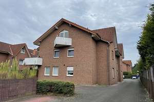 Gemütliche Dachgeschosswohnung mitten in Delbrück – Die vollständige Adresse der Immobilie erhältst du vom Anbieter., 33129 Delbrück – Vorschaubild 1