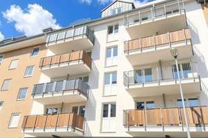 ÜBER DEN DÄCHERN DER KÖLNER SÜDSTADT - 2 ZIMMER-MAISONETTE MIT DACHTERRASSE UND EINBAUKÜCHE – 50677 Neustadt/Süd, Köln – Vorschaubild 2