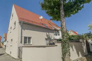 Wohnen im Herzen der Stadt – DHH mit Geschichte und Perspektive – Die vollständige Adresse der Immobilie erhältst du vom Anbieter., 89415 Lauingen (Donau) – Vorschaubild 2