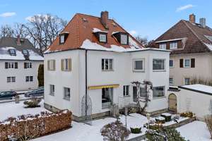 1205m² am Grünen Hügel! Stilvolle Stadtvilla mit traumhaftem Grundstück und guter Substanz – Die vollständige Adresse der Immobilie erhältst du vom Anbieter., 95445 Gartenstadt/Wendelhöfen, Bayreuth – Vorschaubild 2