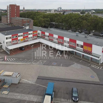 Kurzfristig verfügbar | Ausreichend Stellplätze