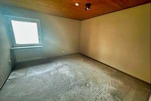 Bungalow mit PKW-Stellplatz und neuer PV-Anlage zur eigenen Stromversorgung – Die vollständige Adresse der Immobilie erhältst du vom Anbieter., 25524 Itzehoe – Vorschaubild 4