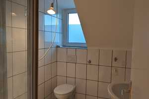 Charmante Dachgeschosswohnung im Herzen von Vingst – Ostheimer Straße 6, 51103 Köln – Vorschaubild 12