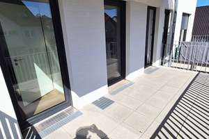 Genießen Sie das Wohnen mit Balkon! Helle 2 Zimmer, Einbauküche + Aufzug + TG-Platz – Am Venskyhäuschen 40, 52074 Vaalserquartier, Aachen – Vorschaubild 3