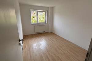 Exklusives Reihenmittelhaus mit 188 m² Wohnfläche, 3 Bädern, Dachstudio und hochwertiger Ausstattung – Die vollständige Adresse der Immobilie erhältst du vom Anbieter., 76139 Hagsfeld, Karlsruhe – Vorschaubild 11