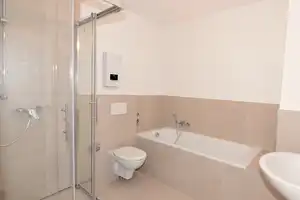 Schöne, ruhige,komplett sanierte 2 Zimmer Wohnung direkt am Stadtgarten – Krefeld – Vorschaubild 8