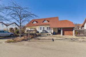 Zweifamilienhaus in Bestzustand – inkl. Garage, Carport & ausgebautem UG – Die vollständige Adresse der Immobilie erhältst du vom Anbieter., 72379 Hechingen – Vorschaubild 1