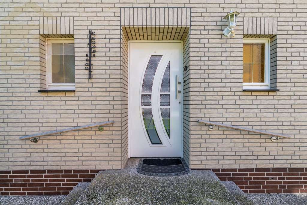 Immobilie in Weyhausen - Einfamilienhaus in Weyhausen! Meine Immobilie = Mein Makler! - Bild 1