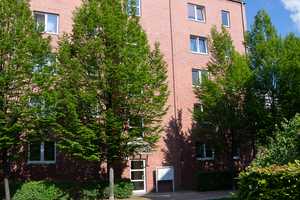Schöne Wohnung mit Parkett und Balkon - großer grüner Innenhof – Further Straße 18, 9113 Chemnitz – Vorschaubild 1