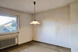 Sanierungsbedürftiges Zweifamilienhaus mit großem Raumangebot in Wesel-Obrighoven – Die vollständige Adresse der Immobilie erhältst du vom Anbieter., 46485 Wesel – Vorschaubild 10