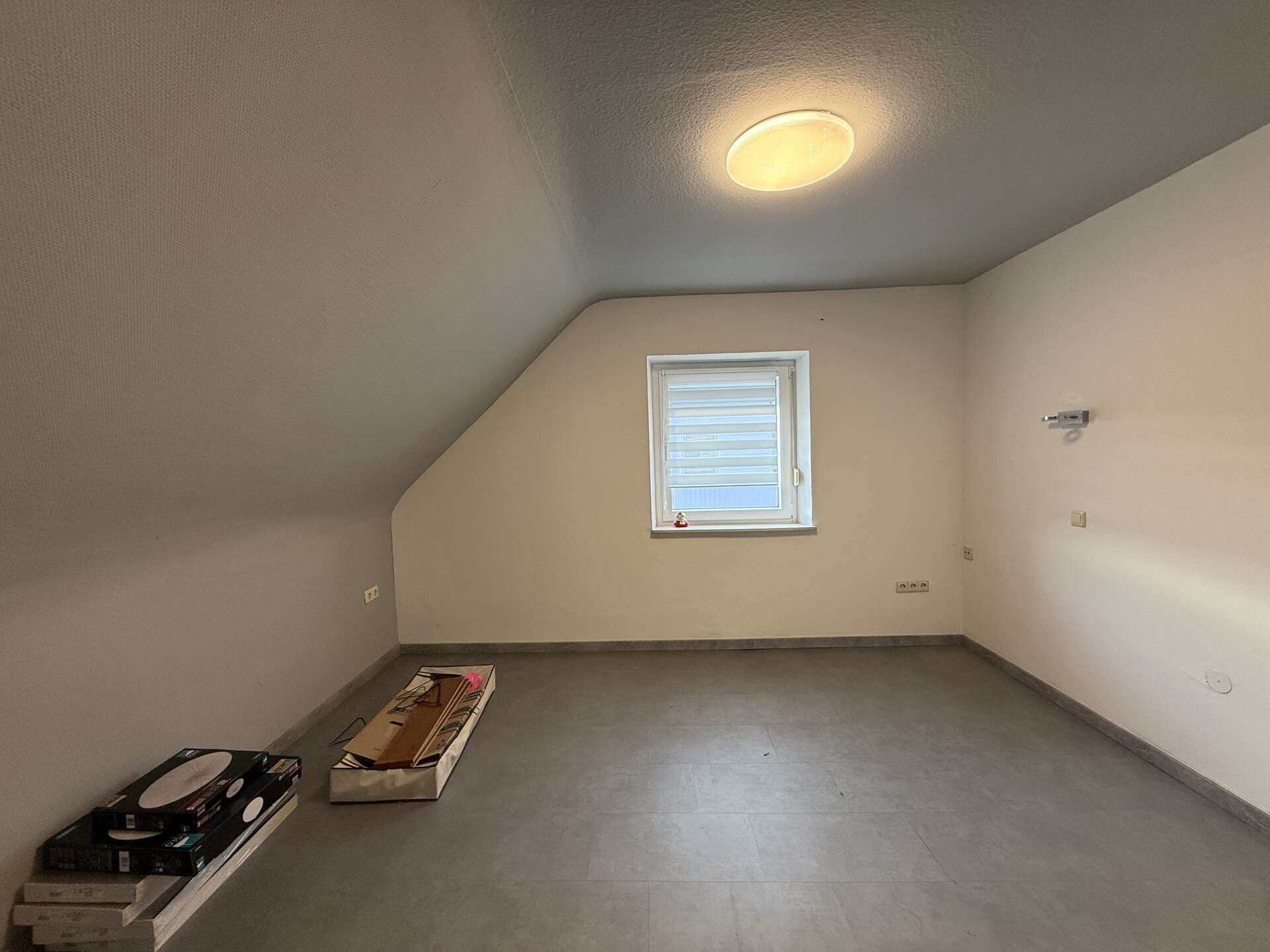 Immobilie in Rammelsbach - Renovierungsbedürftige Doppelhaushälfte in Rammelsbach - Bild 5