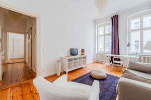 Charmante 2-Zimmer-Wohnung in repräsentativem Altbau in bester Lage von Charlottenburg – Die vollständige Adresse der Immobilie erhältst du vom Anbieter., 10627 Charlottenburg, Berlin – Vorschaubild 3