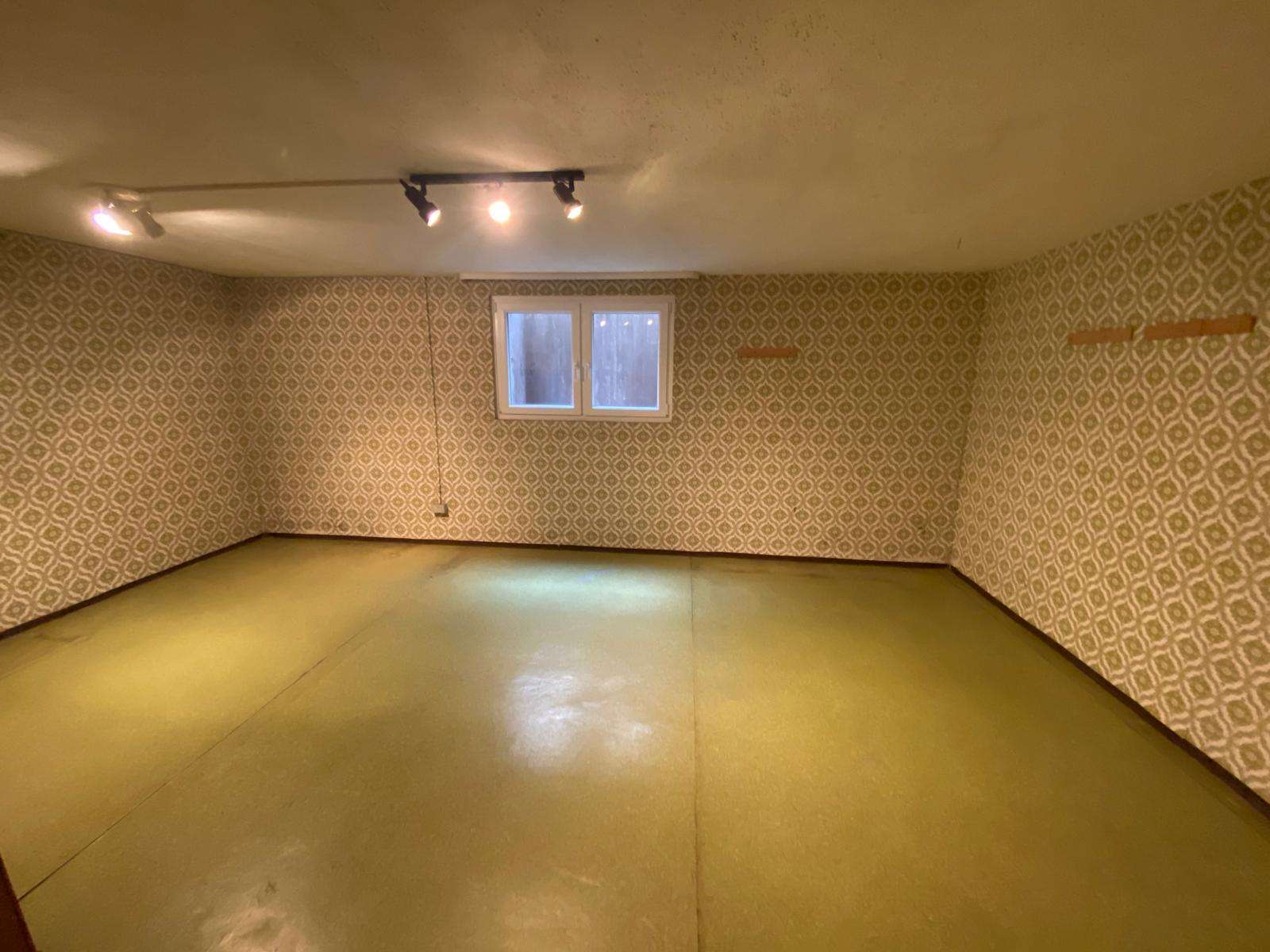 Immobilie in Ebermannstadt - Doppelhaushälfte mit Garten, Garage und viel Platz für die Familie - Bild 11