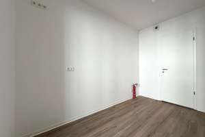 Neubau! Stilvolle 4-Zimmer-Wohnung mit Tageslichtbad, Badewanne, Loggia und Balkon im Zentrum-Ost – Kreuzstraße 21, 4103 Zentrum-Ost, Leipzig – Vorschaubild 5