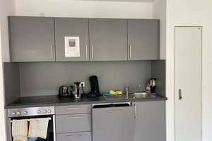 :: Wohnen in einer möblierten Wohngemeinschaft :: 
WG-Zimmer zum vermieten – Im Kaisemer 5, 70191 Heilbronner Straße, Stuttgart – Vorschaubild 6