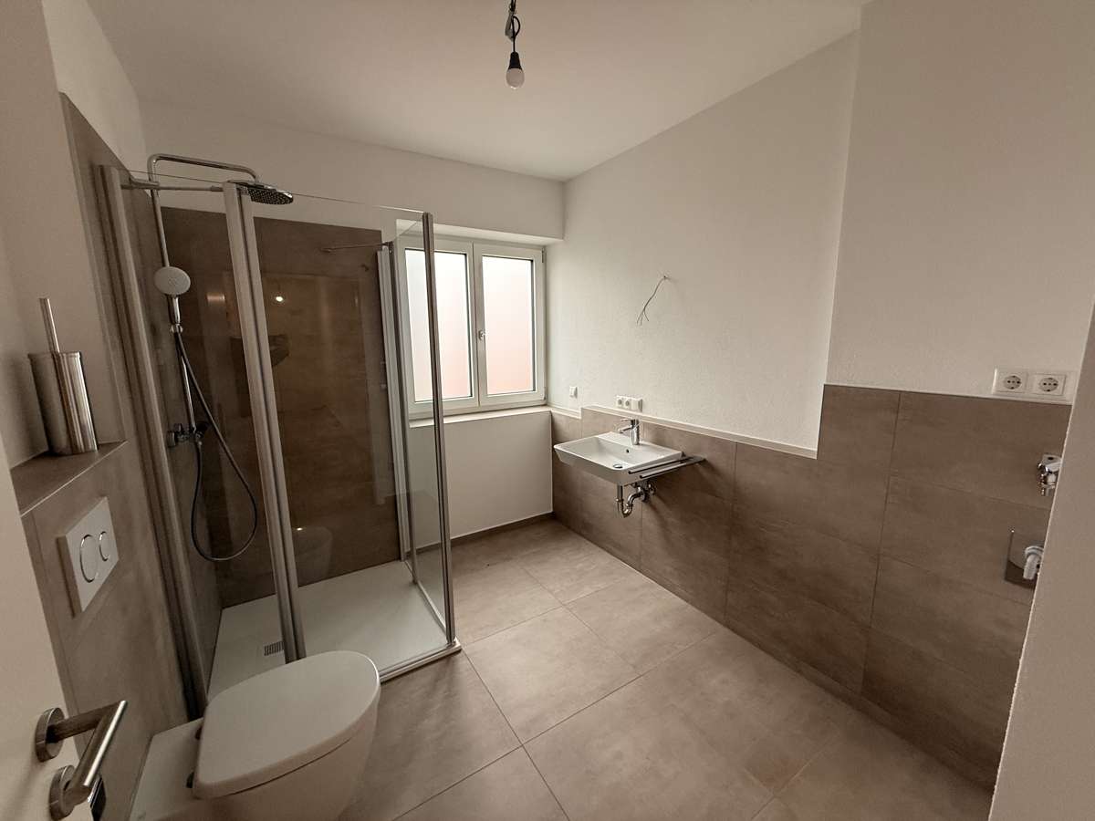 Immobilie in Plößberg - Traumhafte Dachgeschosswohnung im Neubauprojekt "Wohnen an der Goldenen Straße" in Plößberg! - Bild 3