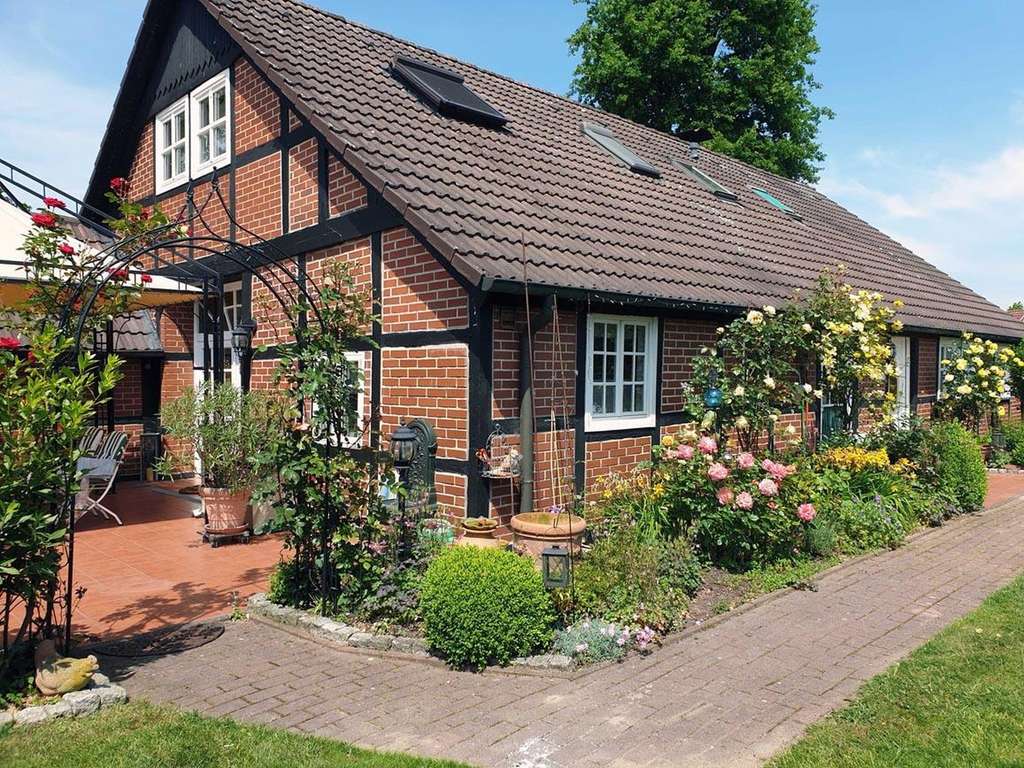 Immobilie in Herzlake - Restauriertes Fachwerkhaus im Emsland - Bild 2