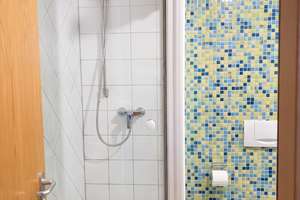 Kapitalanleger aufgepasst: vermietete 2-Zimmer-Wohnung in Reutlingen-Degerschlacht – 72768 Degerschlacht, Reutlingen – Vorschaubild 9
