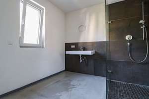 HN-Ost: Moderne 3-Zi.-Wohnung mit 2 Balkonen im 1. OG, Einbauküche u. Außenstellplatz – 74076 Heilbronn, Heilbronn – Vorschaubild 5