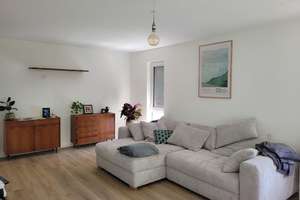 	•	Frisch renovierte 3,5-Zimmer-Wohnung mit Einbauküche & Balkon – Taubentalstraße 11, 73525 Schwäbisch Gmünd – Vorschaubild 2