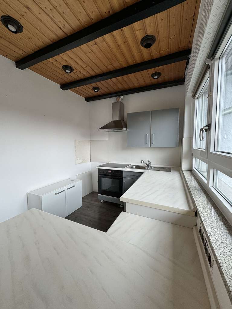 Immobilie in Heimsheim - Attraktive Galeriewohnung mit Balkon, viel Tageslicht und einem Stellplatz - Bild 4