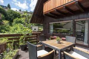 Hofreite mit großem Garten und Kamin