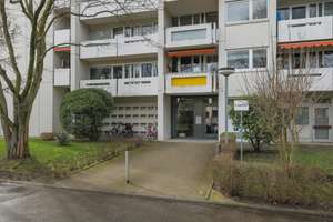 Lichtdurchflutete 4-Zimmer-Eigentumswohnung mit zwei Balkonen und Tiefgaragenstellplatz – Die vollständige Adresse der Immobilie erhältst du vom Anbieter., 76229 Grötzingen, Karlsruhe – Vorschaubild 3