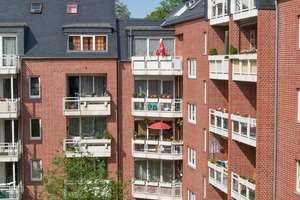Wohnung mit Parkett und Terrasse zum grünen Innenhof – Blankenauer Straße 1, 9113 Schloßchemnitz, Chemnitz – Vorschaubild 3