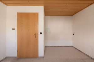 Doppelhaushälfte mit XXL-Grundstück und großem Nebengebäude in Kümmersbruck – Die vollständige Adresse der Immobilie erhältst du vom Anbieter., 92245 Kümmersbruck – Vorschaubild 23