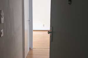 2,5 Zimmer Wohnung EG Maxvorstadt – Neureutherstraße 5, 80799 München – Vorschaubild 1