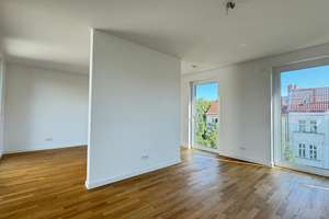 Luxuriöses Dachgeschoss mit ruhiger Terrasse und EBK ! – Florastraße  67B, 13187 Pankow (Ortsteil), Berlin – Vorschaubild 7
