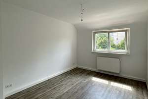 Renovierte 2,5-Raum-Wohnung mit guter Infrastruktur! – Clara-Zetkin-Str. 79, 99099 Daberstedt, Erfurt – Vorschaubild 5