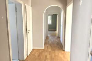 Drei und sofort frei!  - Attraktive schöne Grünlage Bad Godesberg. – Die vollständige Adresse der Immobilie erhältst du vom Anbieter., 53177 Pennenfeld, Bonn – Vorschaubild 2