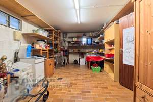 Einfamilienhaus mit ELW in sehr guter Lage mit 2 Garagen und 1 Carport – Die vollständige Adresse der Immobilie erhältst du vom Anbieter., 72766 Sondelfingen, Reutlingen – Vorschaubild 11