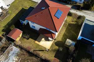 Flexibles Wohnglück: Zwei- oder Einfamilienhaus mit traumhaftem Garten – Die vollständige Adresse der Immobilie erhältst du vom Anbieter., 14476 Groß Glienicke, Potsdam – Vorschaubild 2