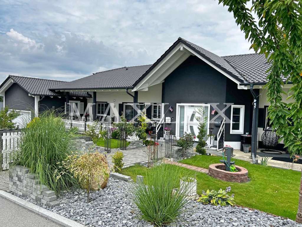 Immobilie in Hofkirchen - Modernes Doppelhaus im Bungalow-Stil - Bild 0