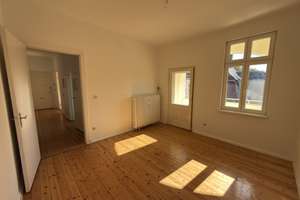 Willkommen in Ihrer wunderschönen Dachgeschosswohnung mit Sonnenbalkon in Berlin-Zehlendorf – Die vollständige Adresse der Immobilie erhältst du vom Anbieter., 14163 Zehlendorf, Berlin – Vorschaubild 9