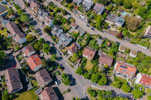 Aufgeteiltes Mehrfamilienhaus mit traumhaftem Garten und 
4 Stellplätze in Stuttgart-Feuerbach!!! – Die vollständige Adresse der Immobilie erhältst du vom Anbieter., 70469 Lemberg/Föhrich, Stuttgart – Vorschaubild 3