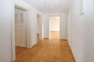 Dachgeschosswohnung mit offenem Wohnkonzept und ruhiger Loggia im Denkmal – Die vollständige Adresse der Immobilie erhältst du vom Anbieter., 4317 Reudnitz-Thonberg, Leipzig – Vorschaubild 3
