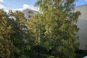 Ruhige, sonnige 4-Zimmer- Wohnung mit Blick ins Grüne und viel Gestaltungspotential – Franz-Wolter-Straße 2, 81925 Oberföhring, München – Vorschaubild 14